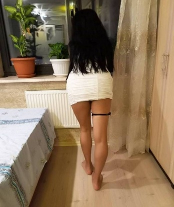 💫 Позаботлюсь о твоём удовольствии и расслаблении, ведь у меня есть все, чтобы сделать твои фантазии реальностью. 💥 В моих нежных руках и искусных губах ты забудешь о проблемах и окутань нашими наслаждениями. ✨ Обещаю конфиденциальность и безопасность. Знаю, что ты остался доволен многими моими клиентами, и я могу поделиться их отзывами. 🌟 Жду наших встреч в Москве, встречи, которые сведут нас с ума! 🔥 Фото – мои настоящие, полюбуйся. 😉 Екатерина